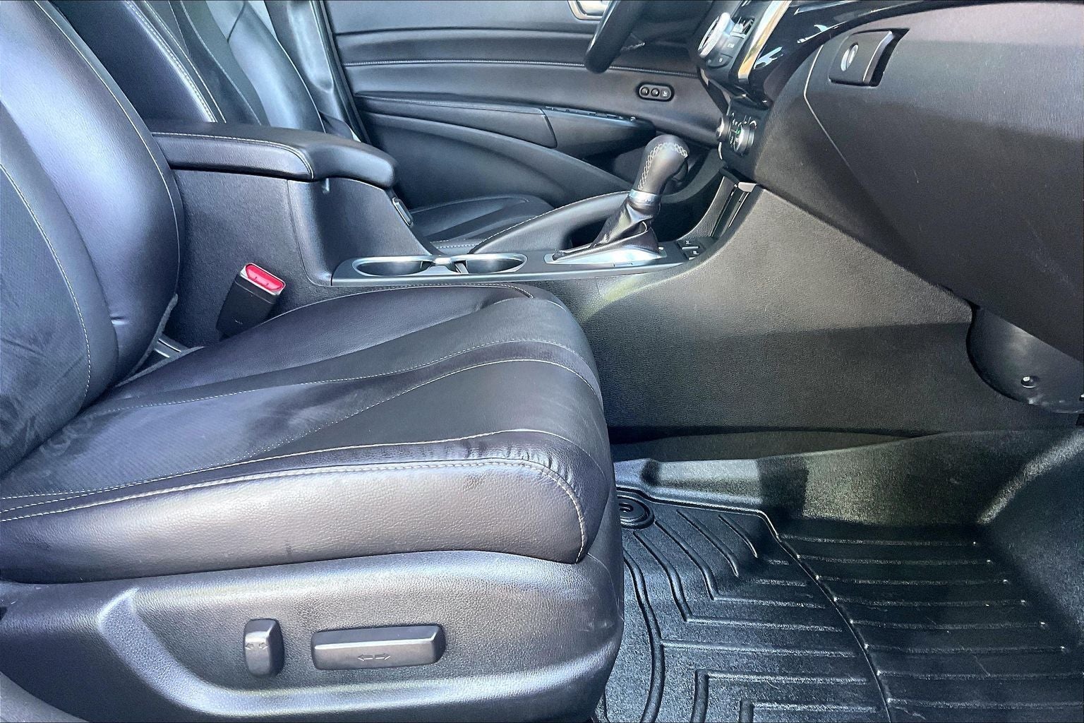 2022 Acura ILX Base