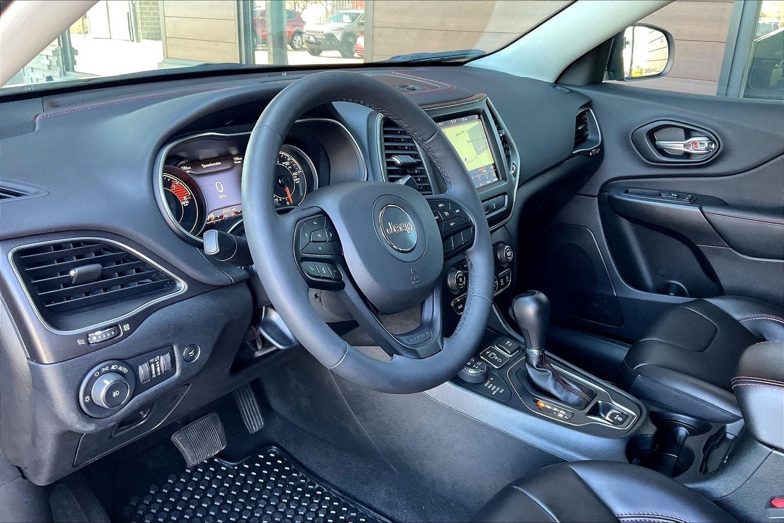 2022 Jeep Cherokee Trailhawk