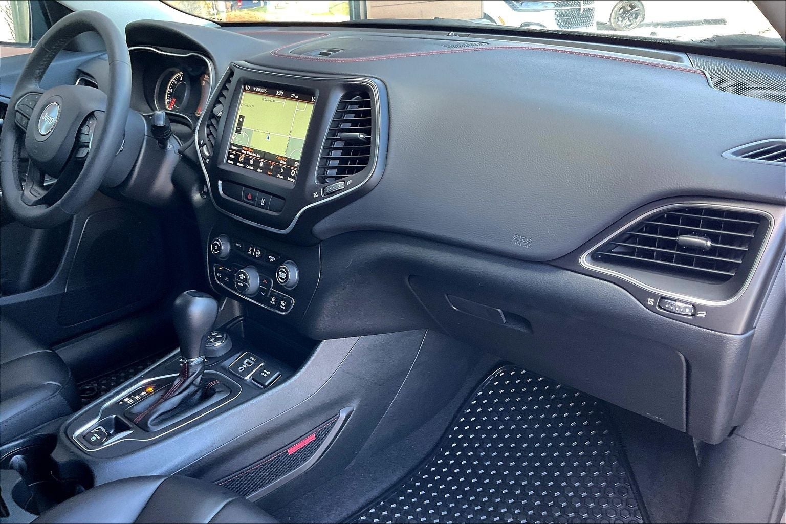 2022 Jeep Cherokee Trailhawk