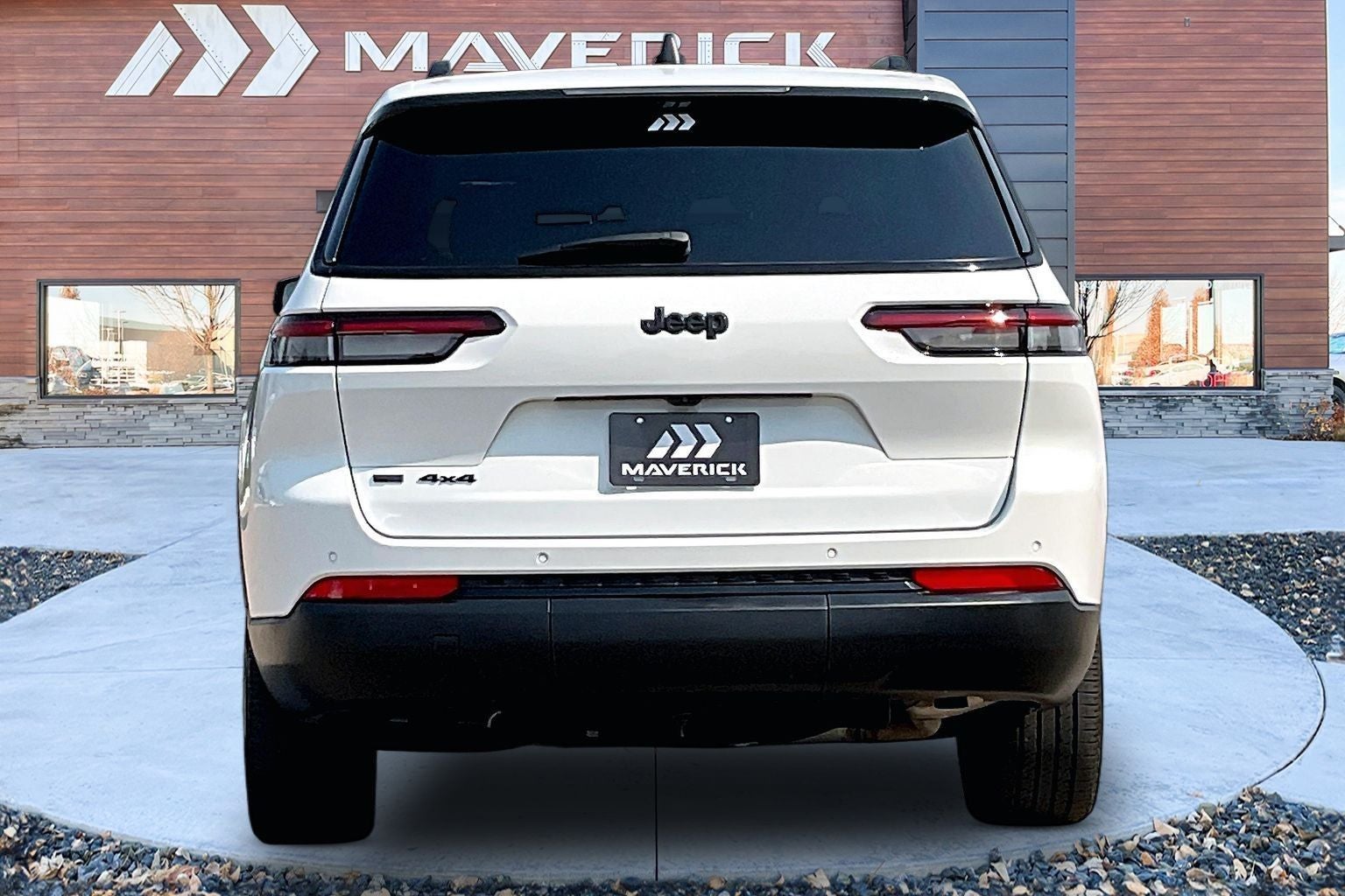 2023 Jeep Grand Cherokee L Altitude