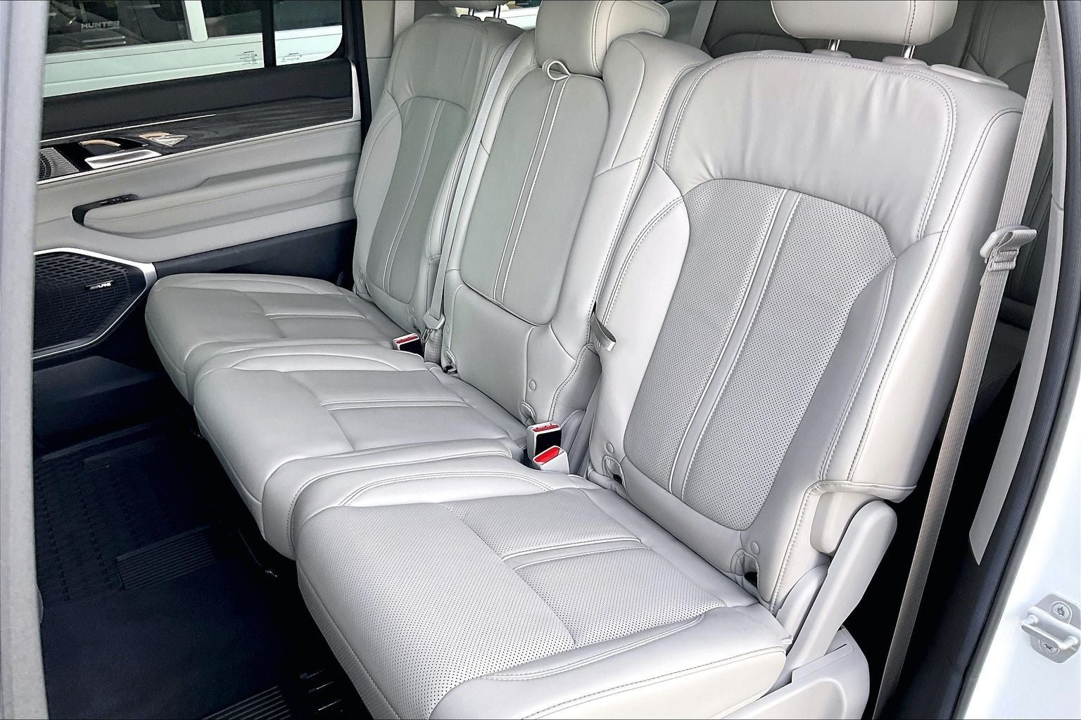 2022 Jeep Wagoneer Series II