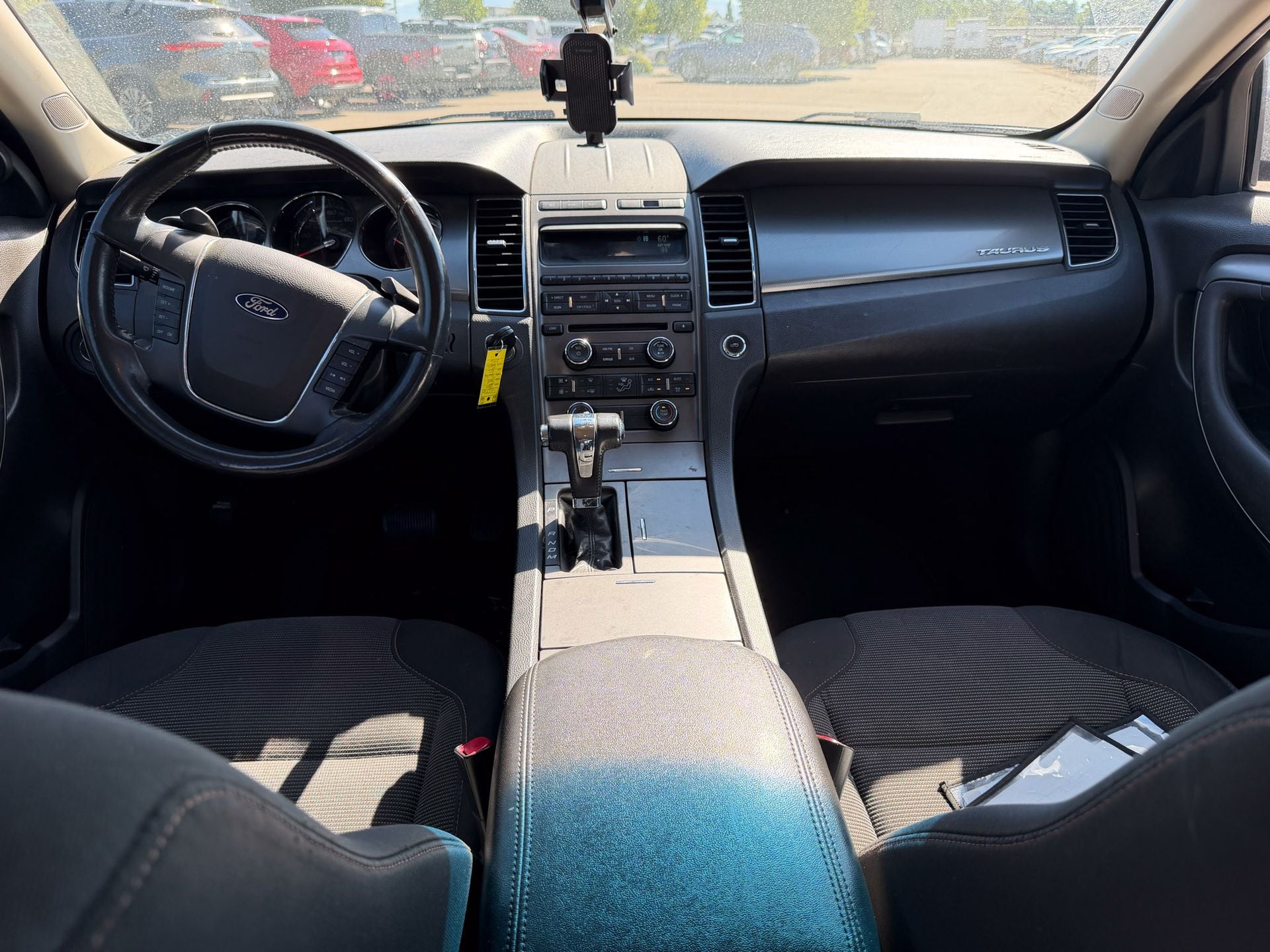 2010 Ford Taurus SEL