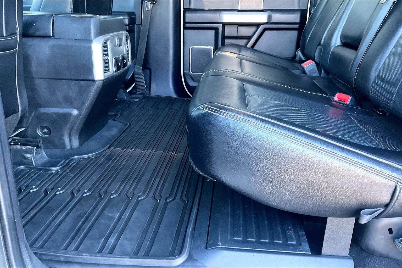 2021 Ford F-350SD Lariat