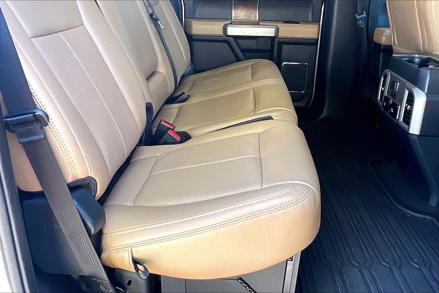 2022 Ford F-350SD Lariat