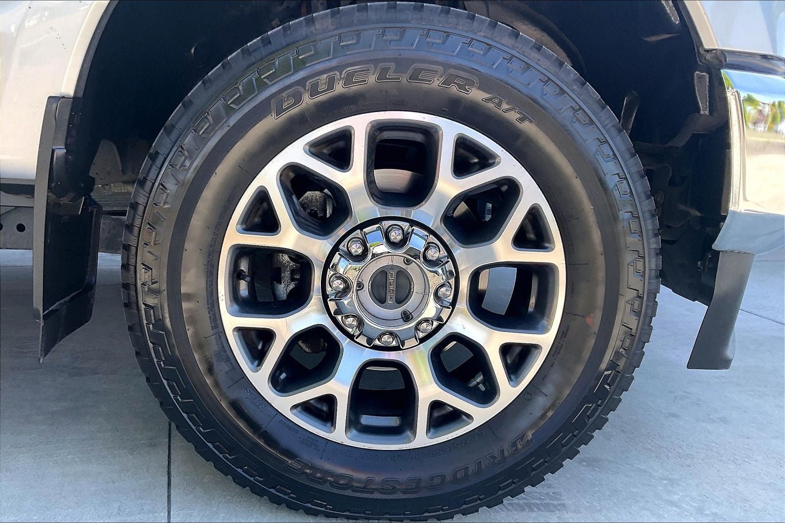2022 Ford F-350SD Lariat