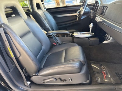 2005 Chevrolet SSR Base