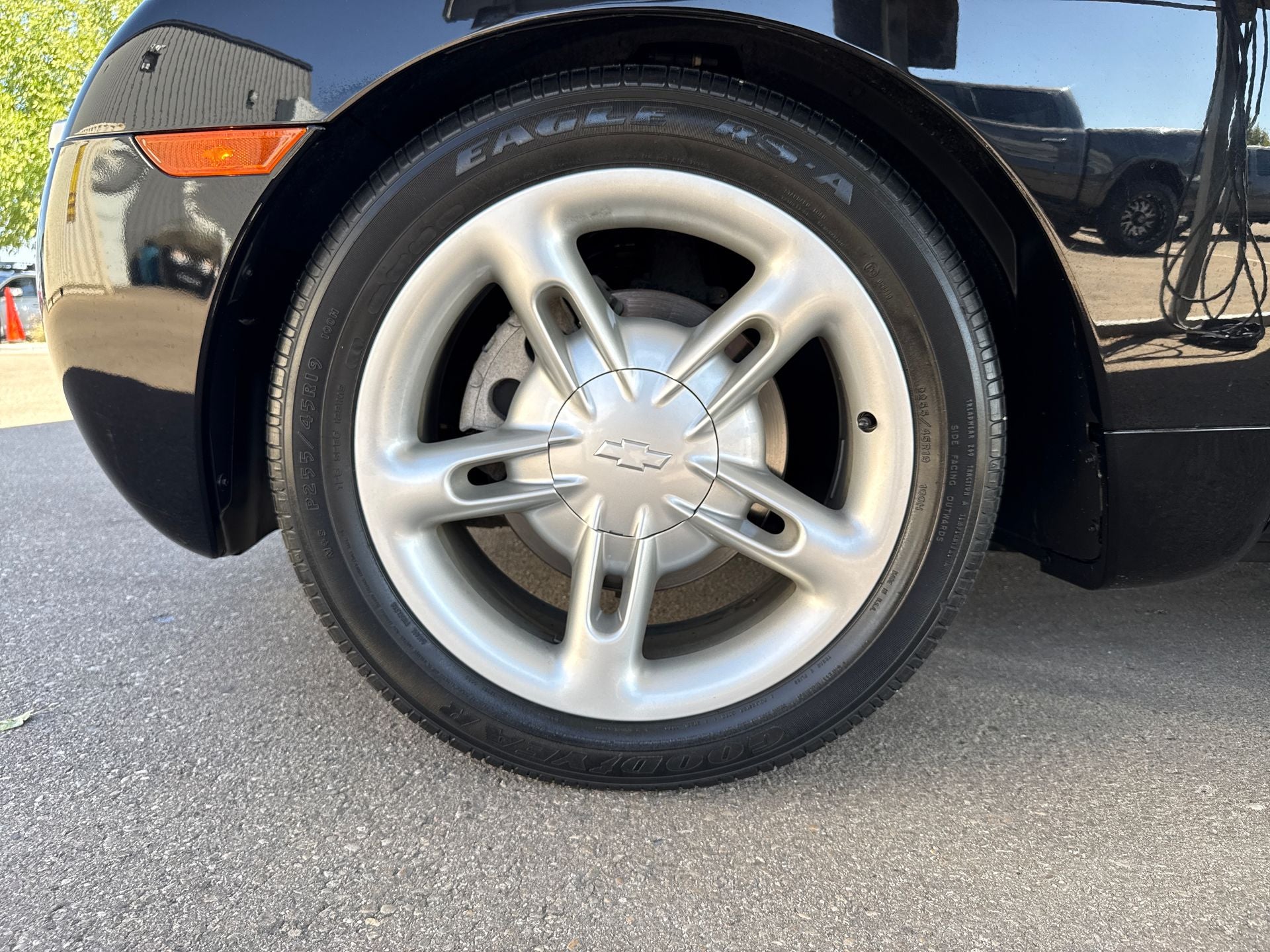 2005 Chevrolet SSR Base