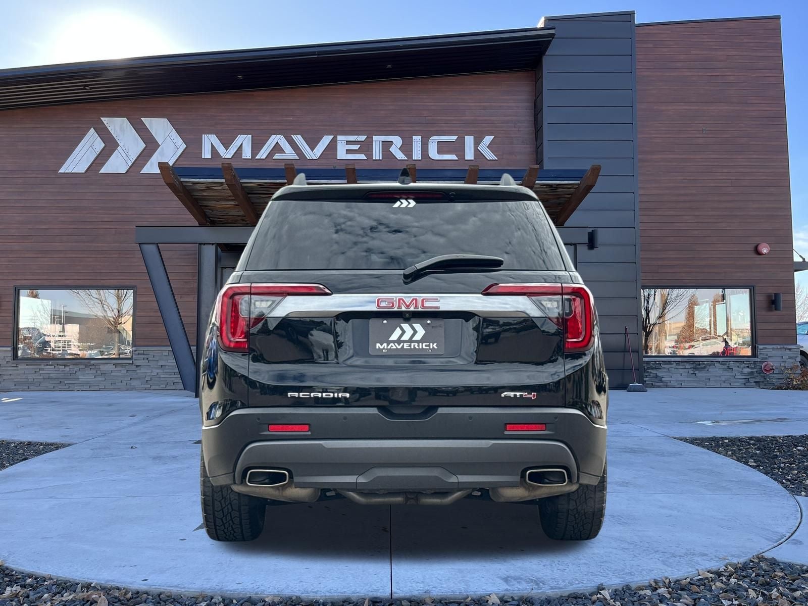 2023 GMC Acadia AT4