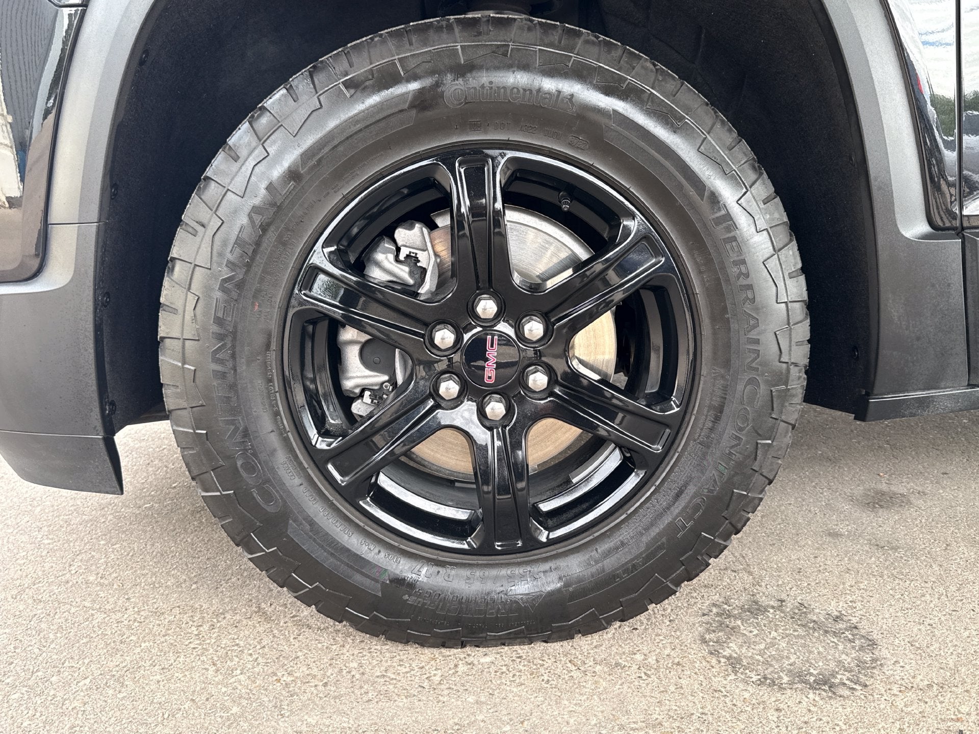 2023 GMC Acadia AT4