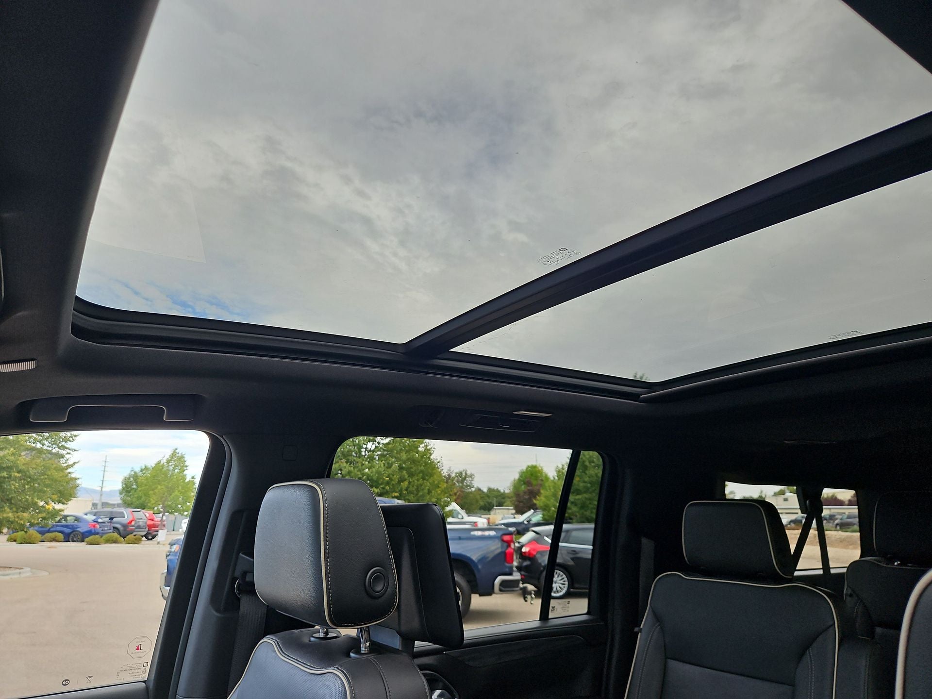 2021 GMC Yukon XL SLT