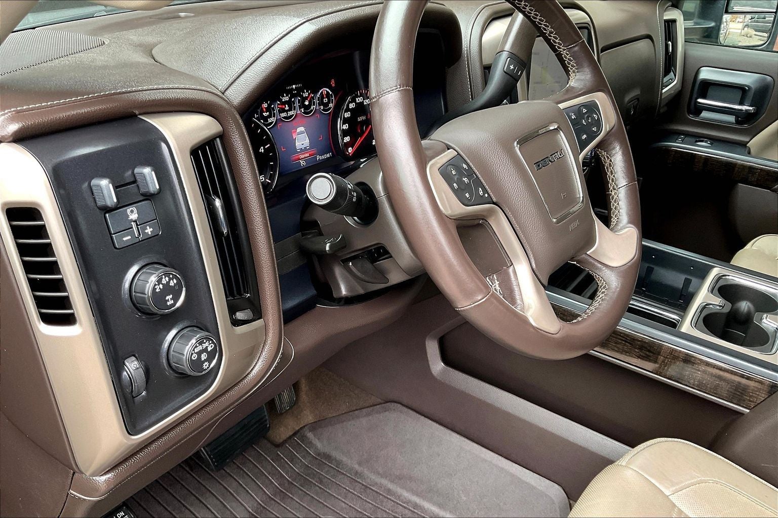 2015 GMC Sierra 2500HD Denali