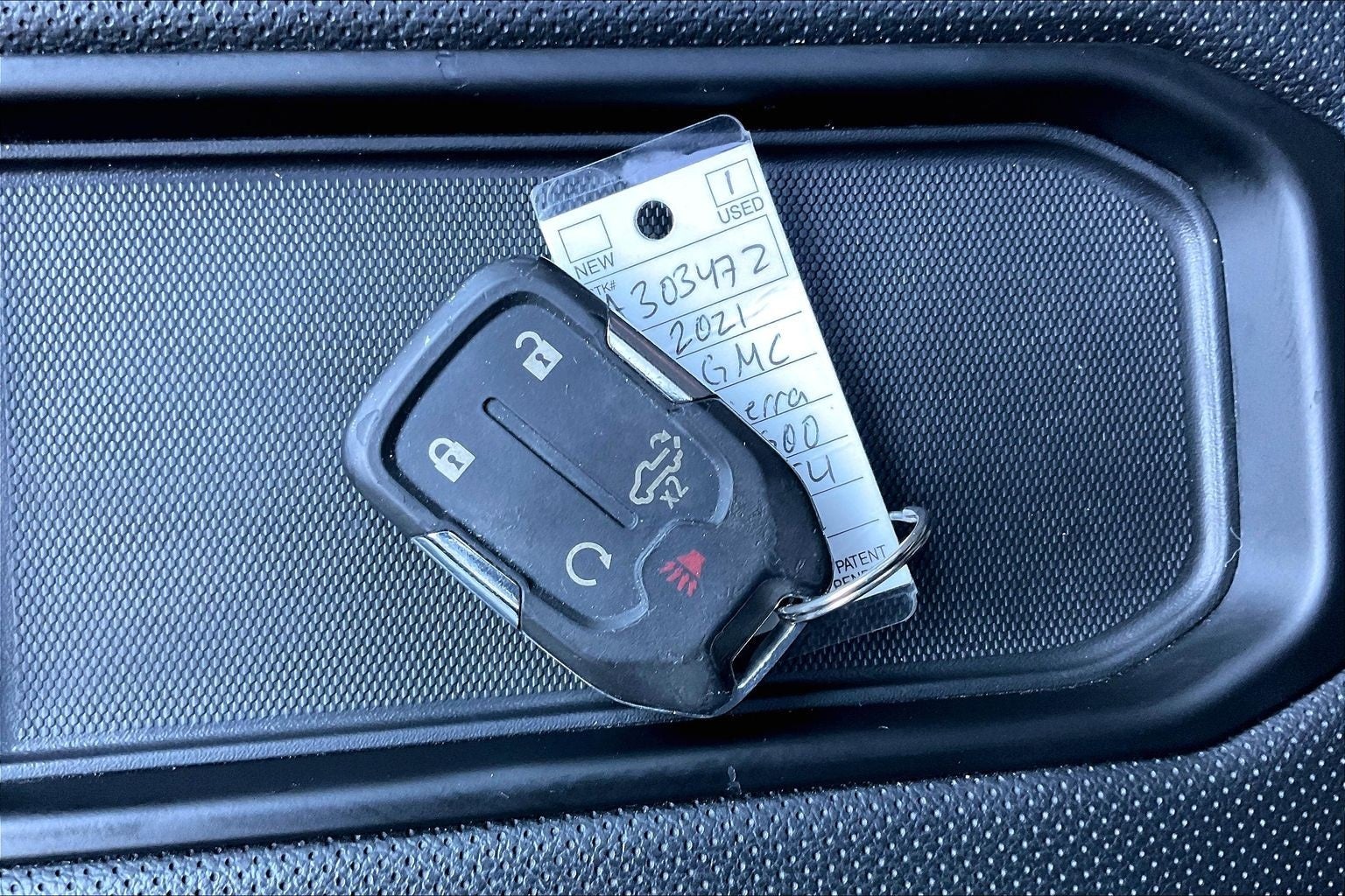 2021 GMC Sierra 1500 AT4