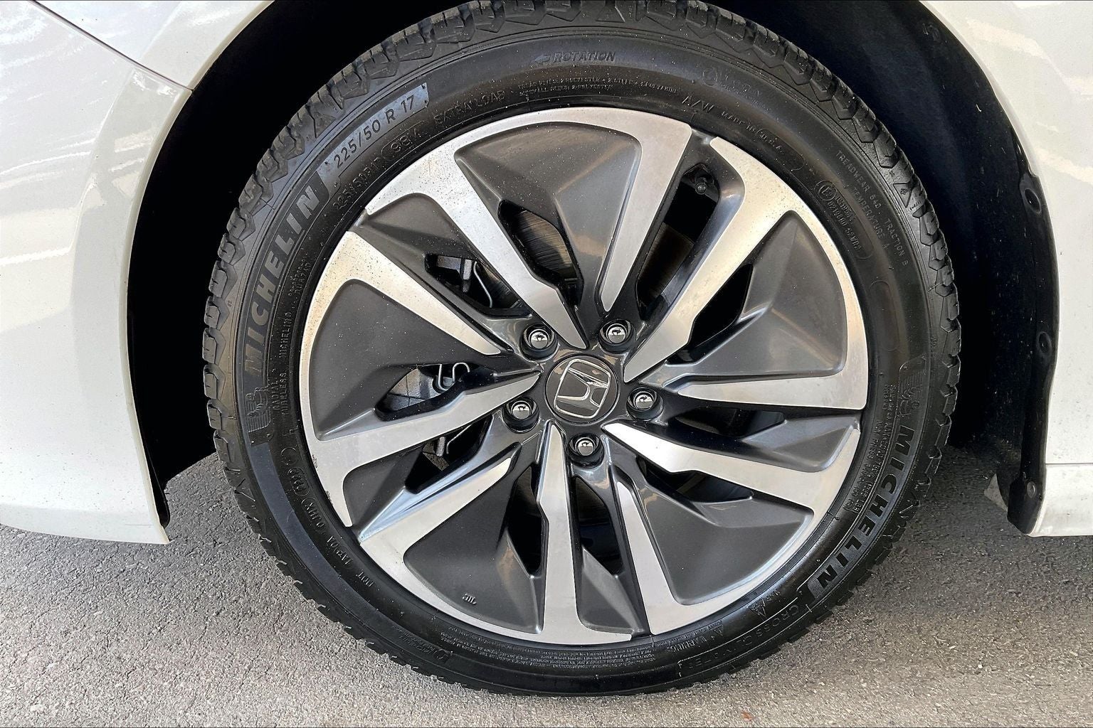 2020 Honda Accord Hybrid Touring