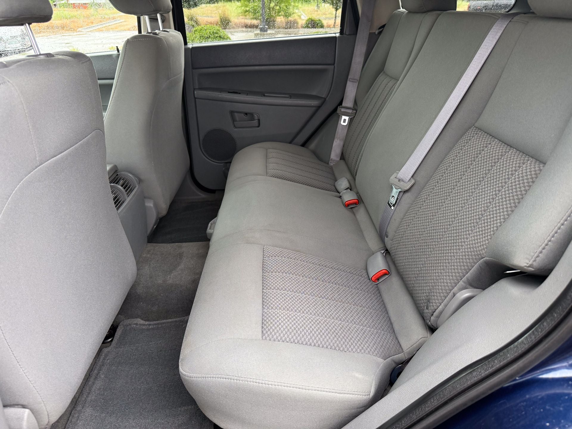 2006 Jeep Grand Cherokee Laredo