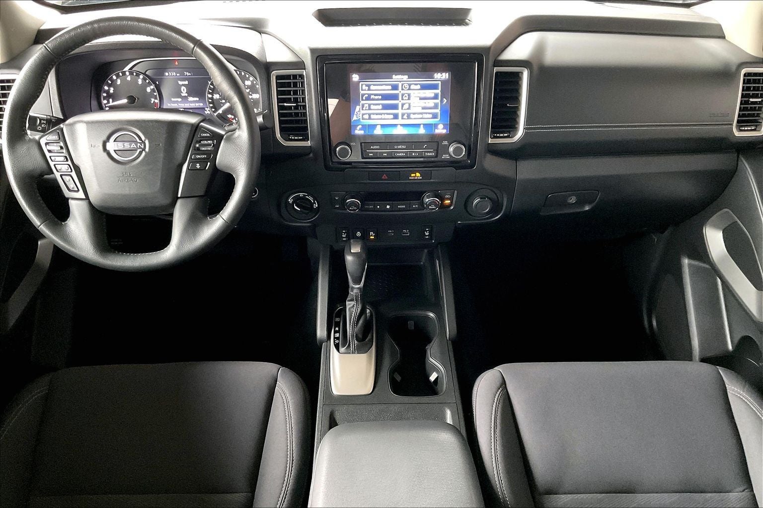 2023 Nissan Frontier SV