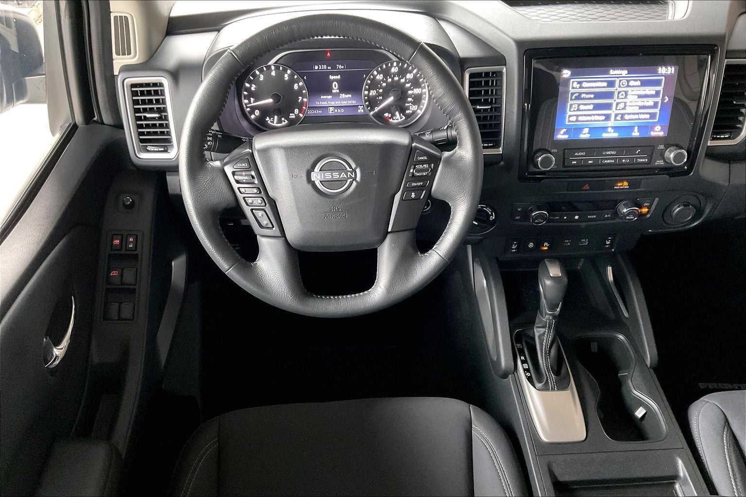 2023 Nissan Frontier SV