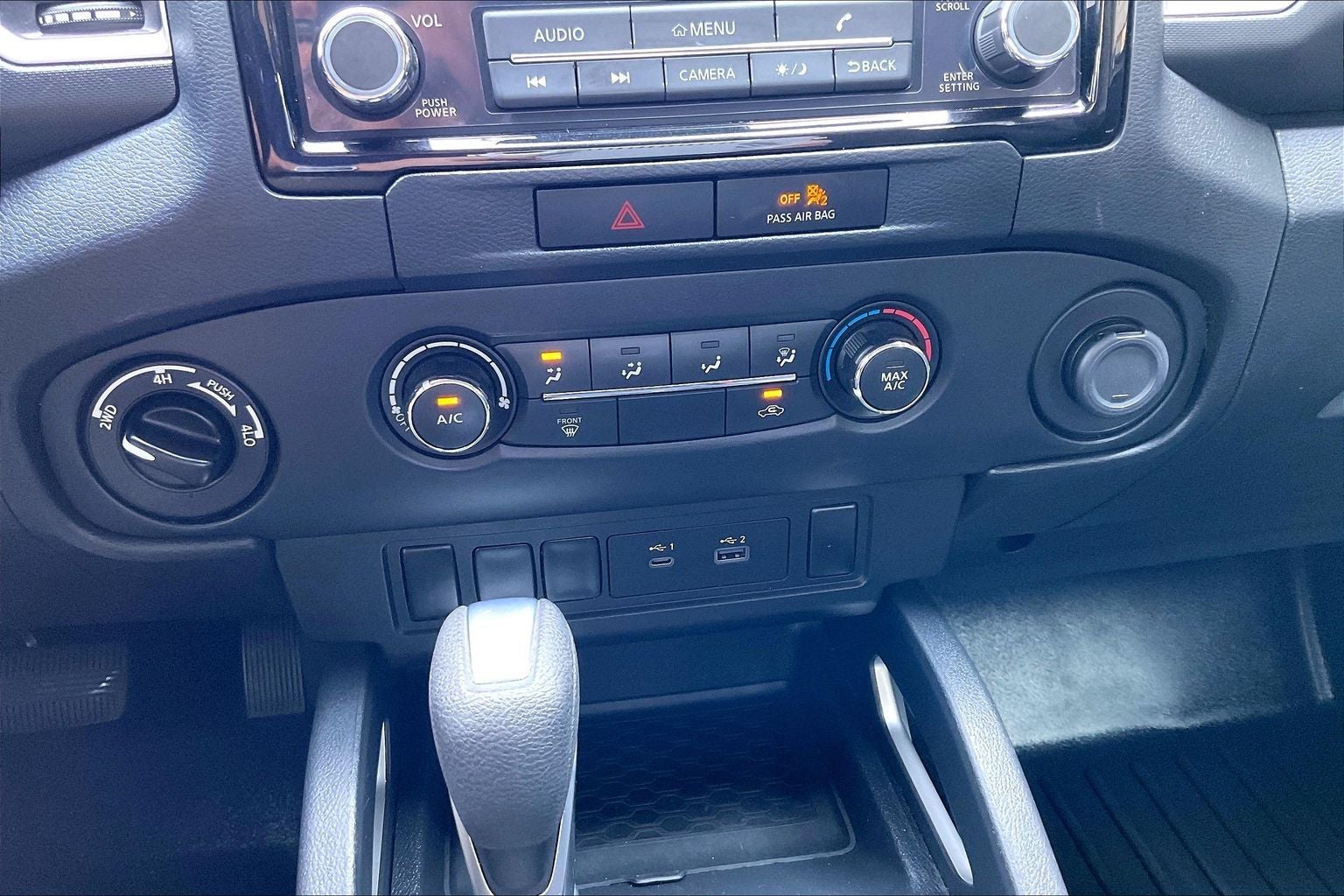 2022 Nissan Frontier SV