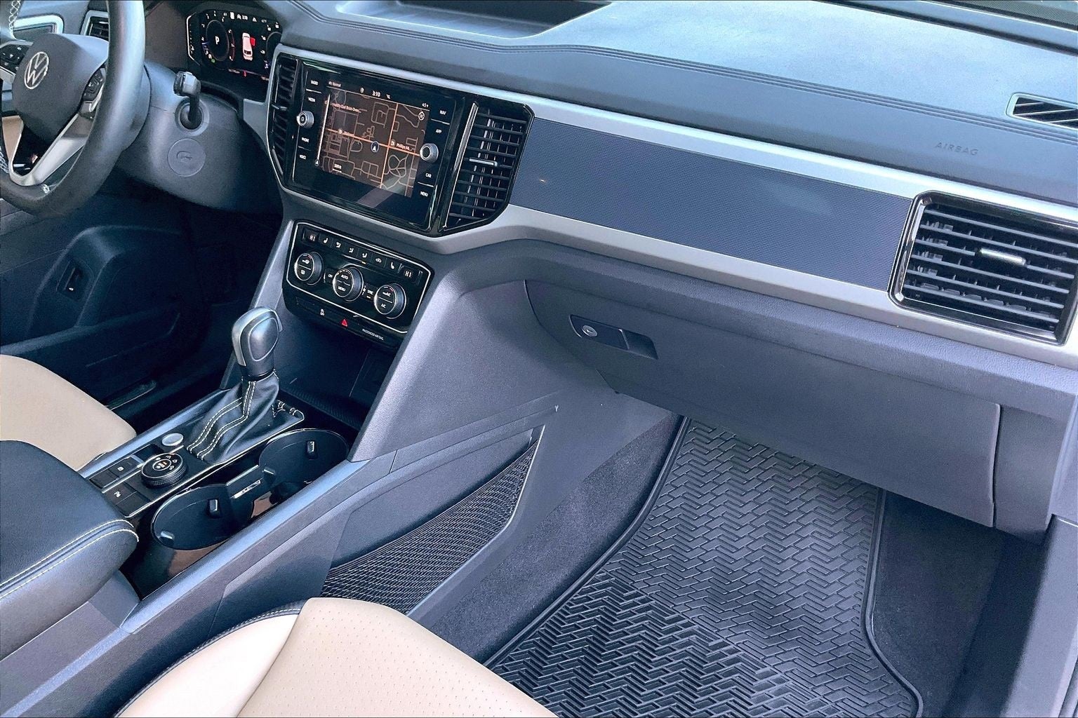 2022 Volkswagen Atlas Cross Sport 3.6L V6 SEL