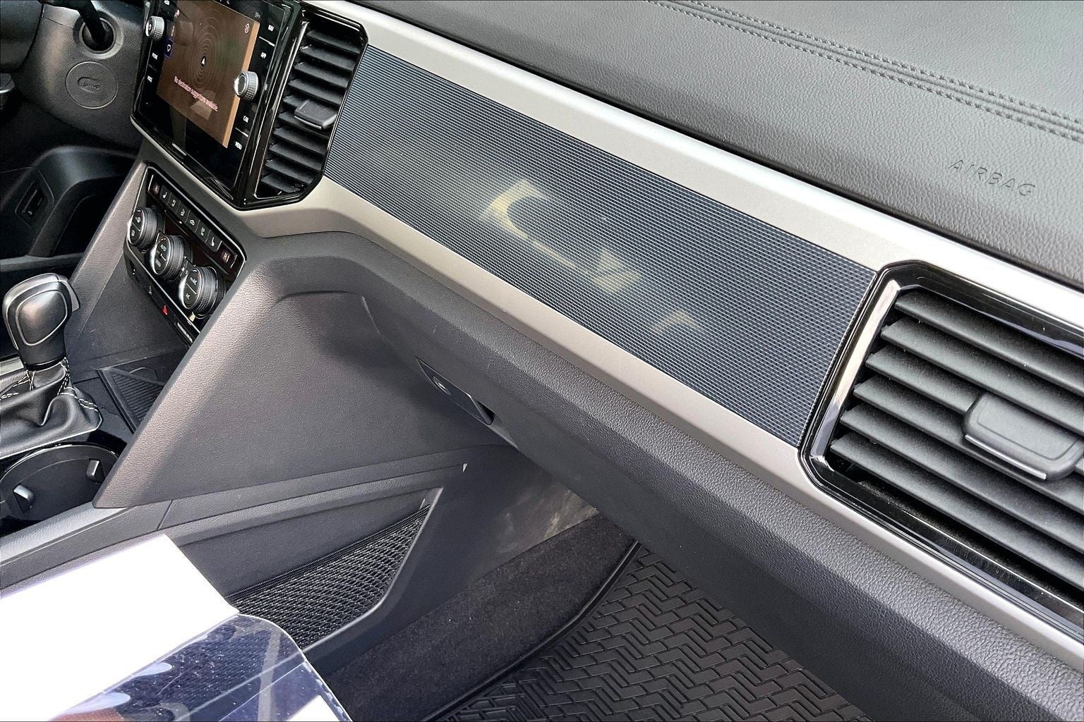 2022 Volkswagen Atlas 3.6L V6 SEL Premium R-Line