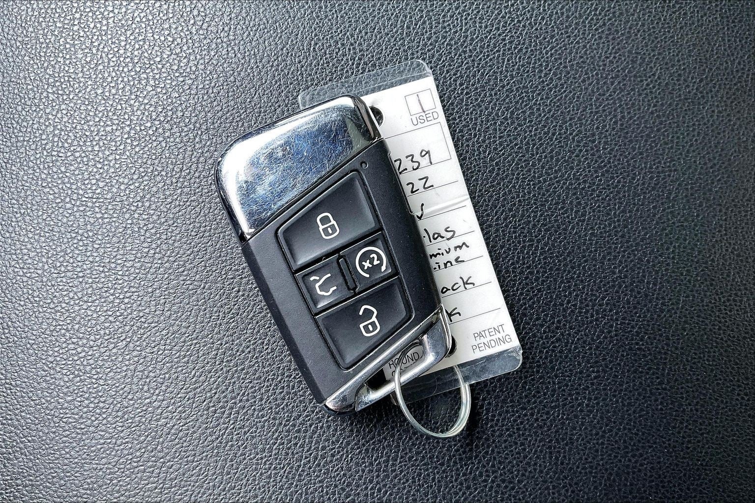 2022 Volkswagen Atlas 3.6L V6 SEL Premium R-Line