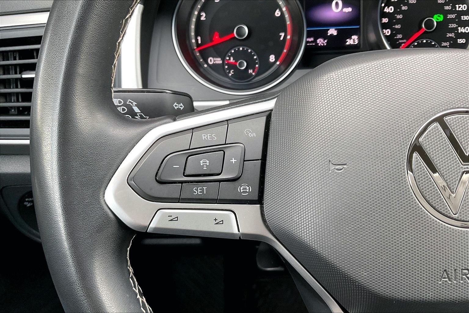 2021 Volkswagen Atlas 3.6L V6 SE w/Technology