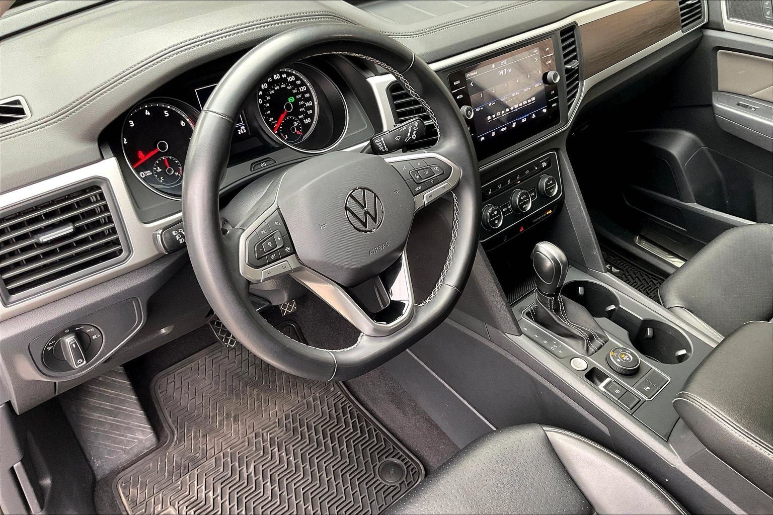 2021 Volkswagen Atlas 3.6L V6 SE w/Technology