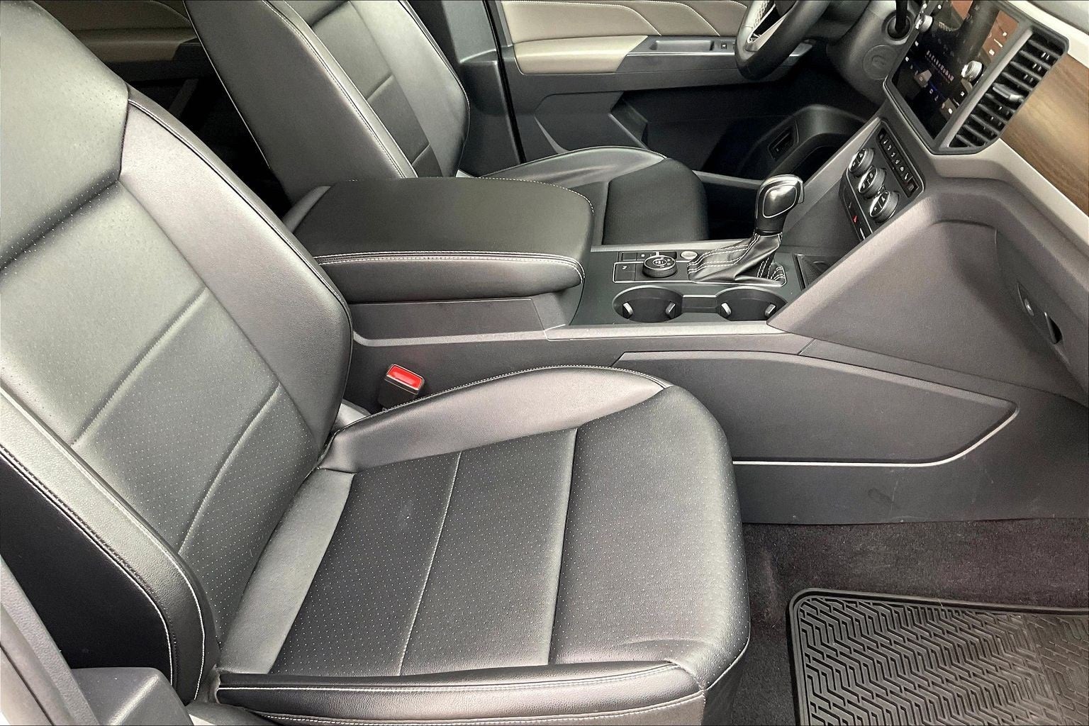 2021 Volkswagen Atlas 3.6L V6 SE w/Technology