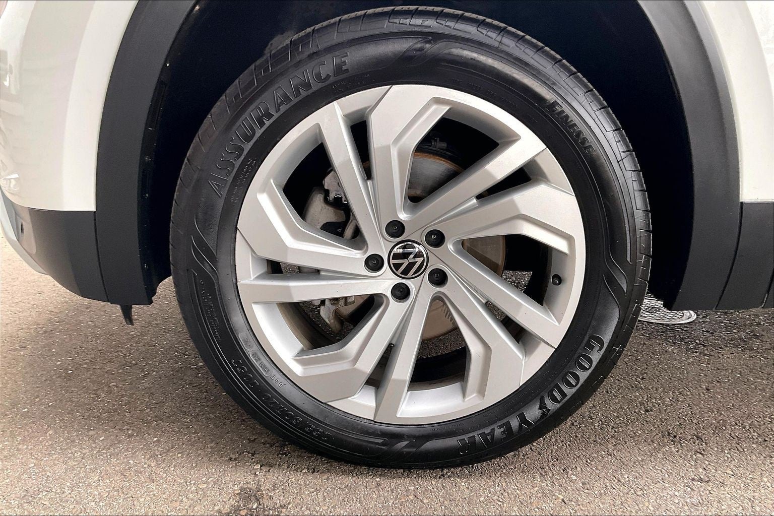 2021 Volkswagen Atlas 3.6L V6 SE w/Technology