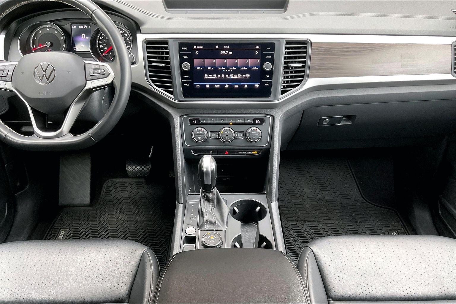 2021 Volkswagen Atlas 3.6L V6 SE w/Technology