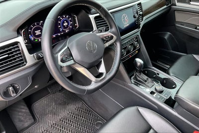 2022 Volkswagen Atlas 3.6L V6 SE w/Technology