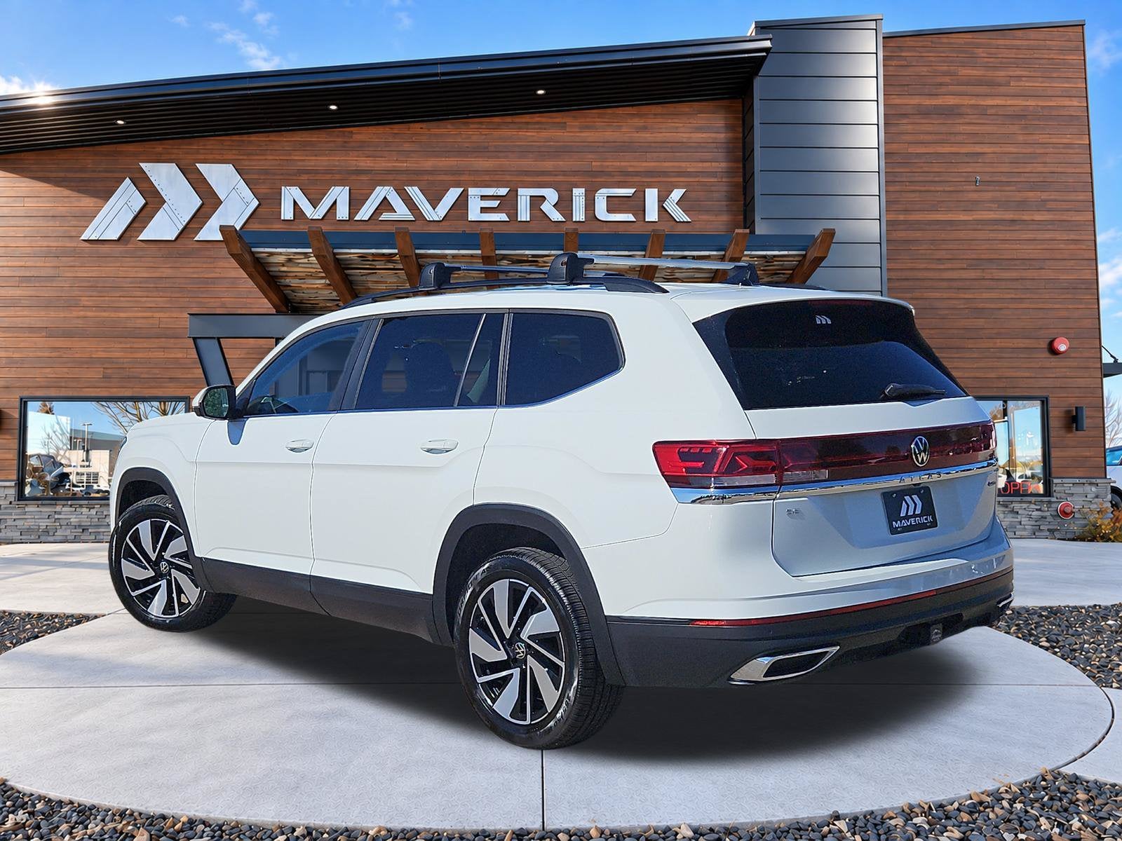 2024 Volkswagen Atlas 2.0T SE w/Technology