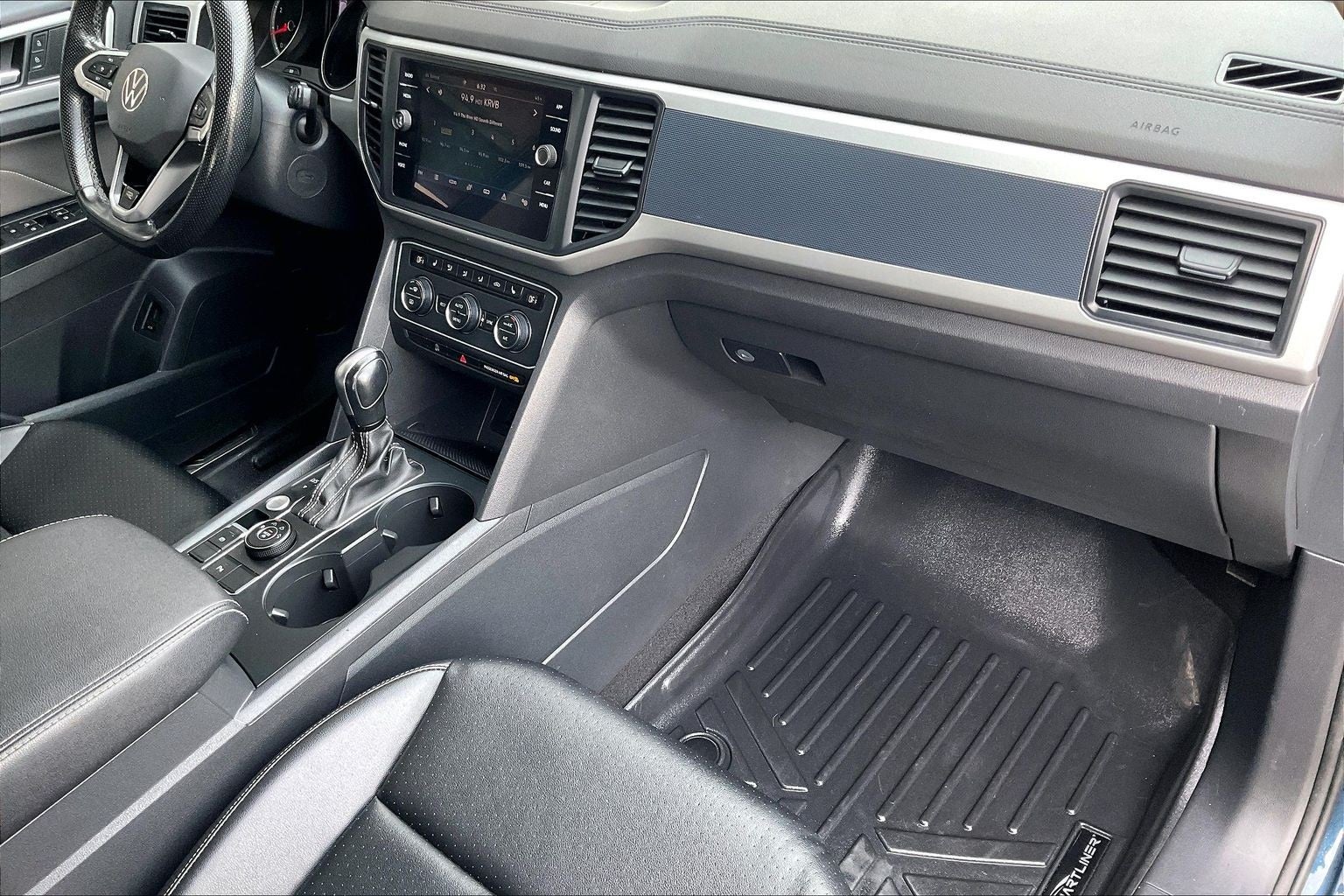 2021 Volkswagen Atlas 3.6L V6 SE w/Technology R-Line