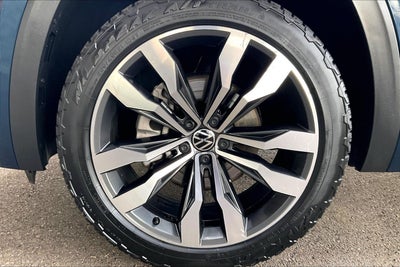 2021 Volkswagen Atlas 3.6L V6 SE w/Technology R-Line