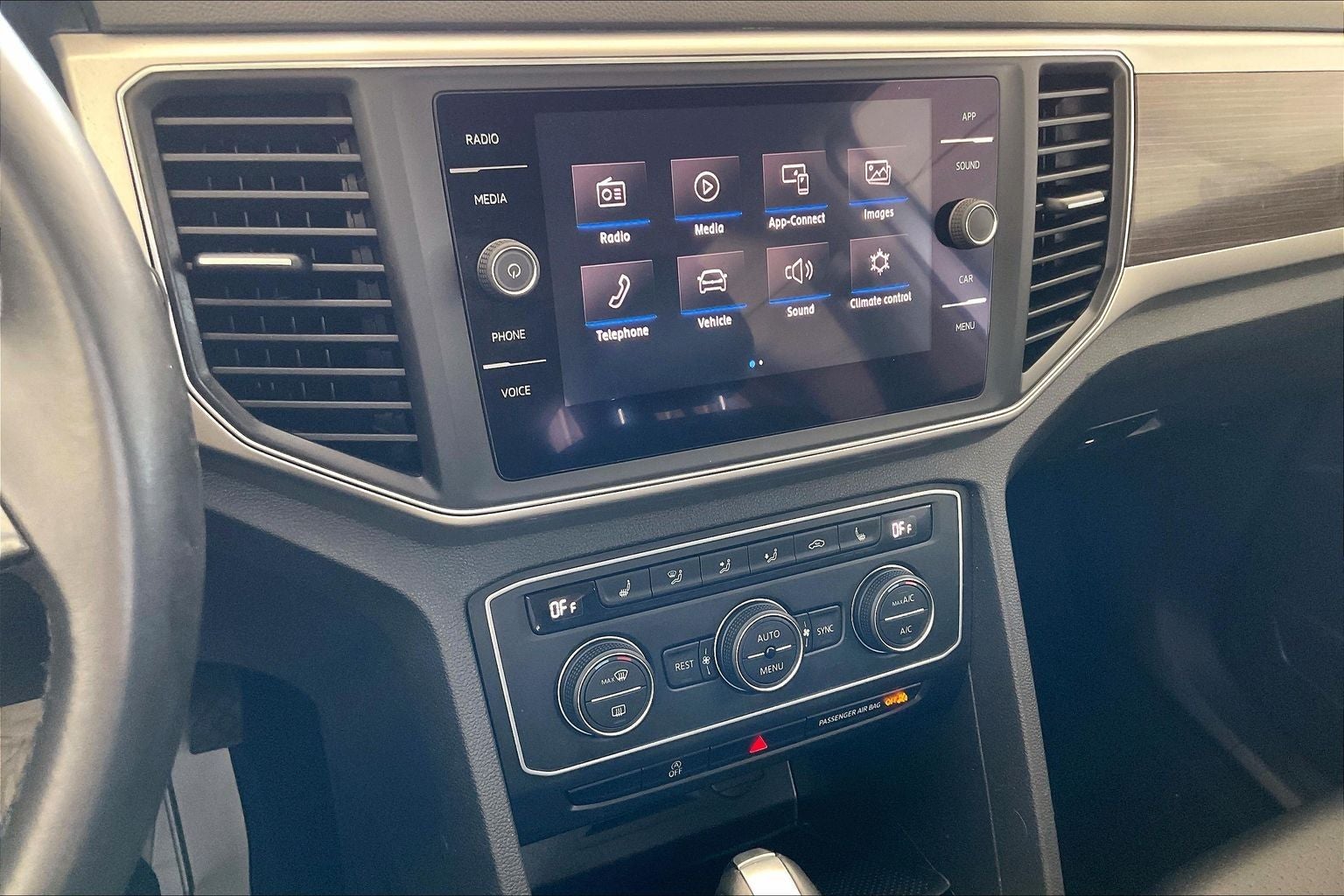 2019 Volkswagen Atlas 3.6L V6 SE w/Technology