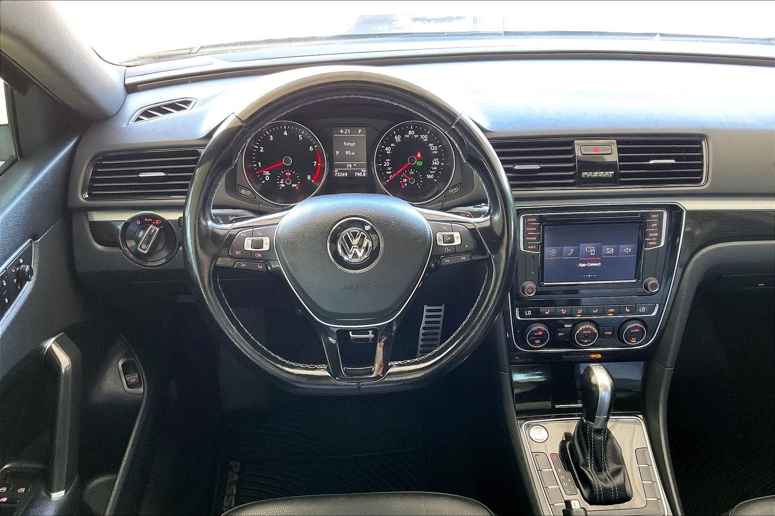 2018 Volkswagen Passat 3.6L V6 GT