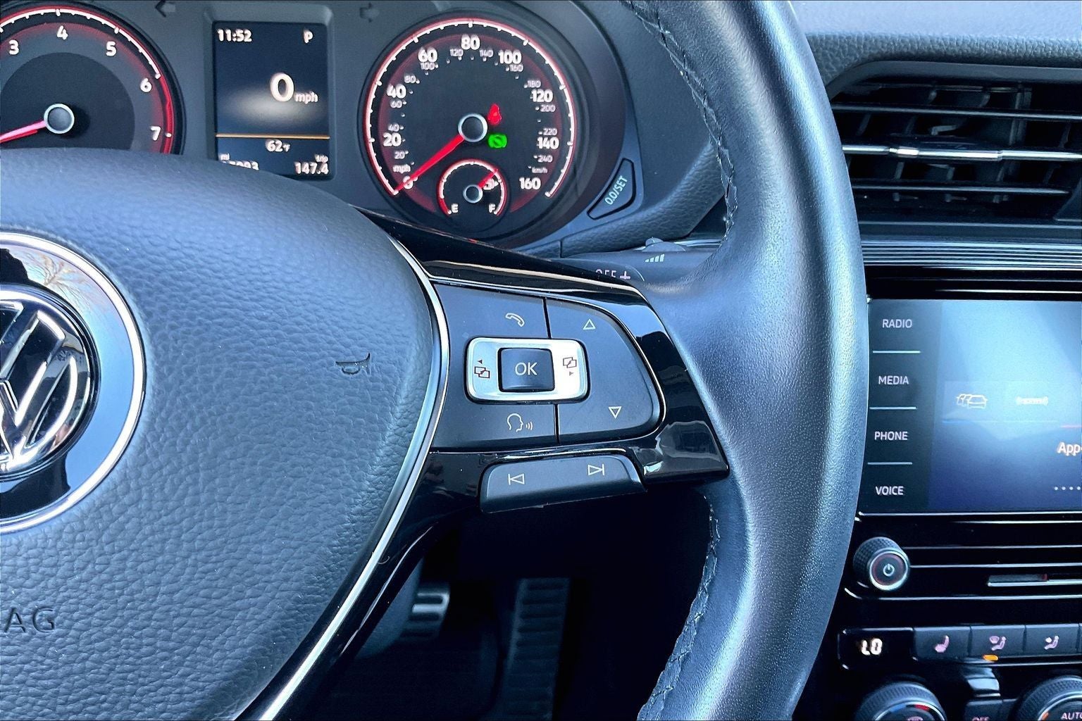2021 Volkswagen Passat 2.0T R-Line