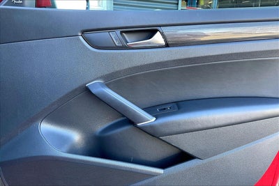 2021 Volkswagen Passat 2.0T R-Line
