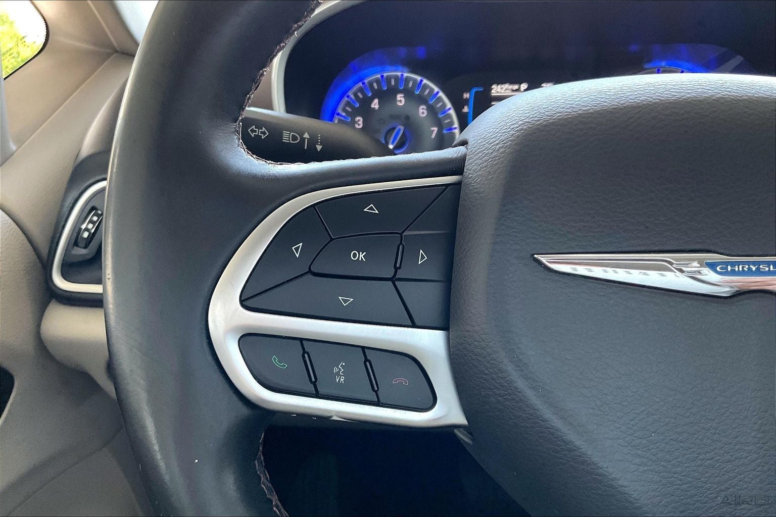 2017 Chrysler Pacifica Touring L