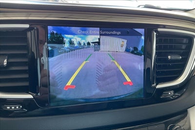 2017 Chrysler Pacifica Touring L
