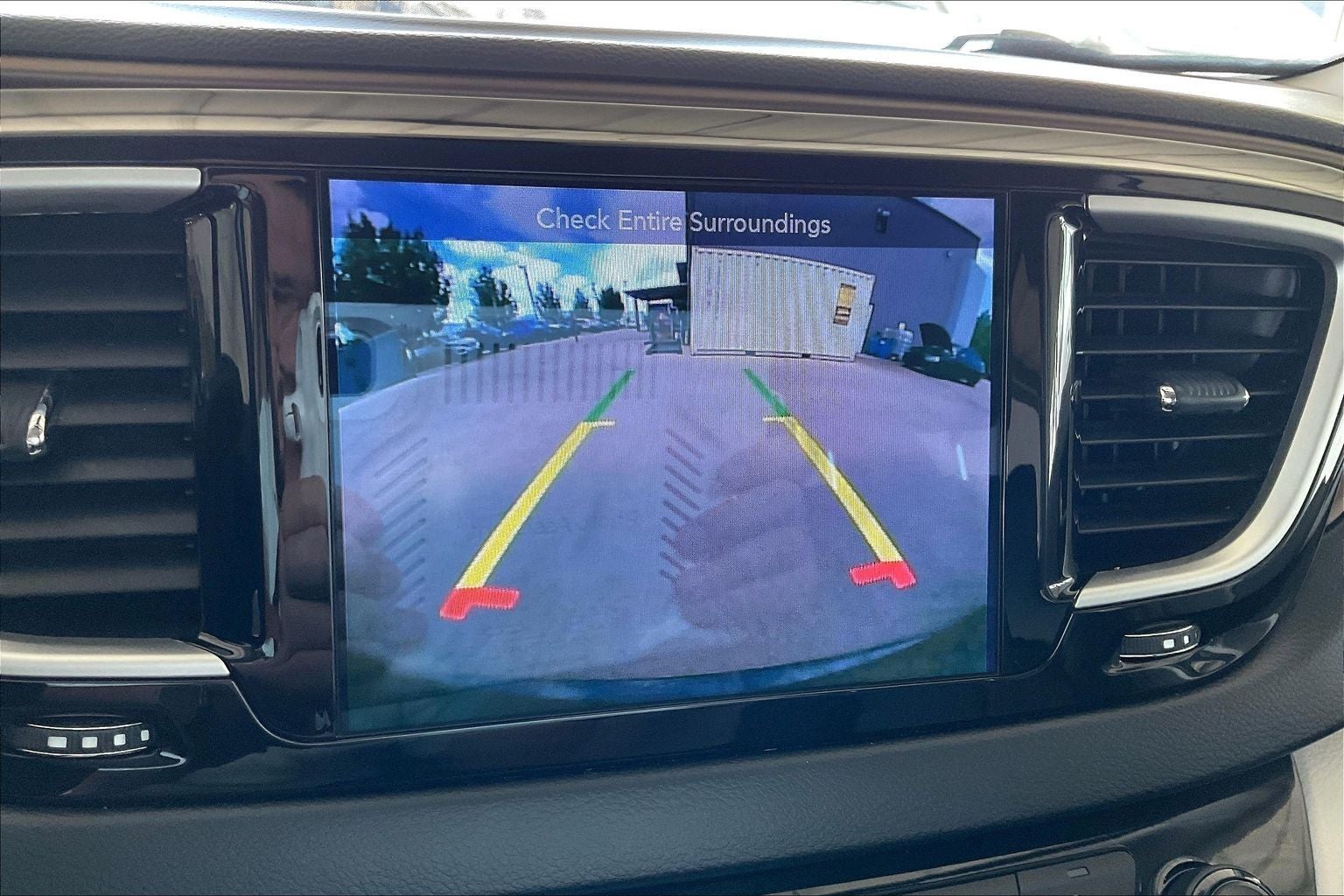 2017 Chrysler Pacifica Touring L