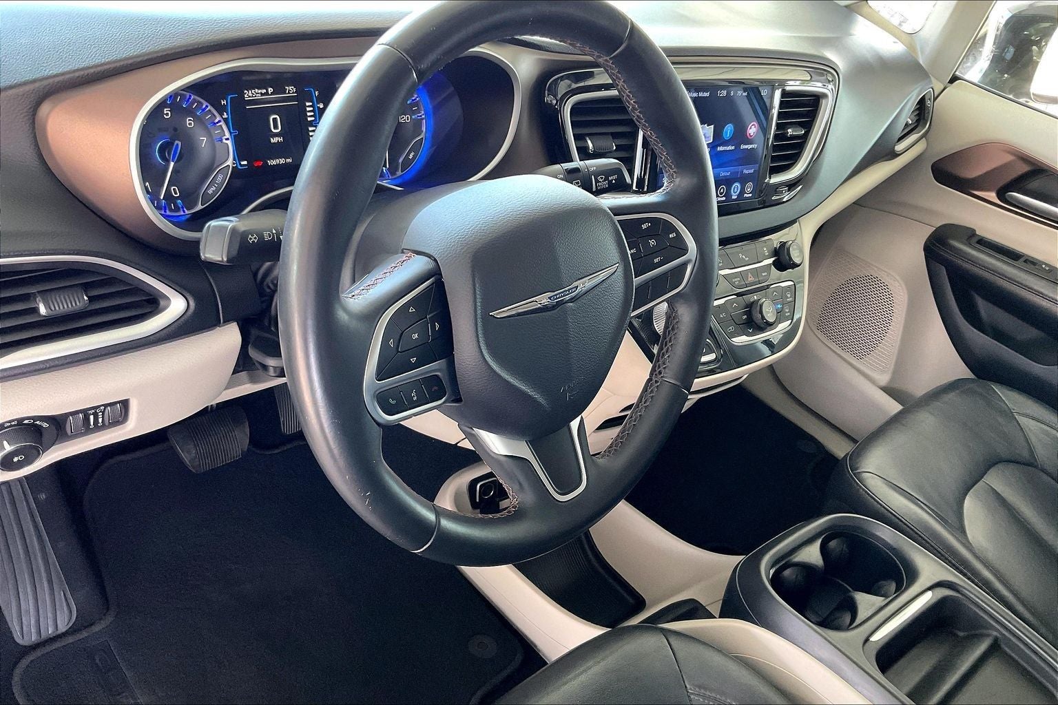 2017 Chrysler Pacifica Touring L
