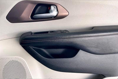 2017 Chrysler Pacifica Touring L
