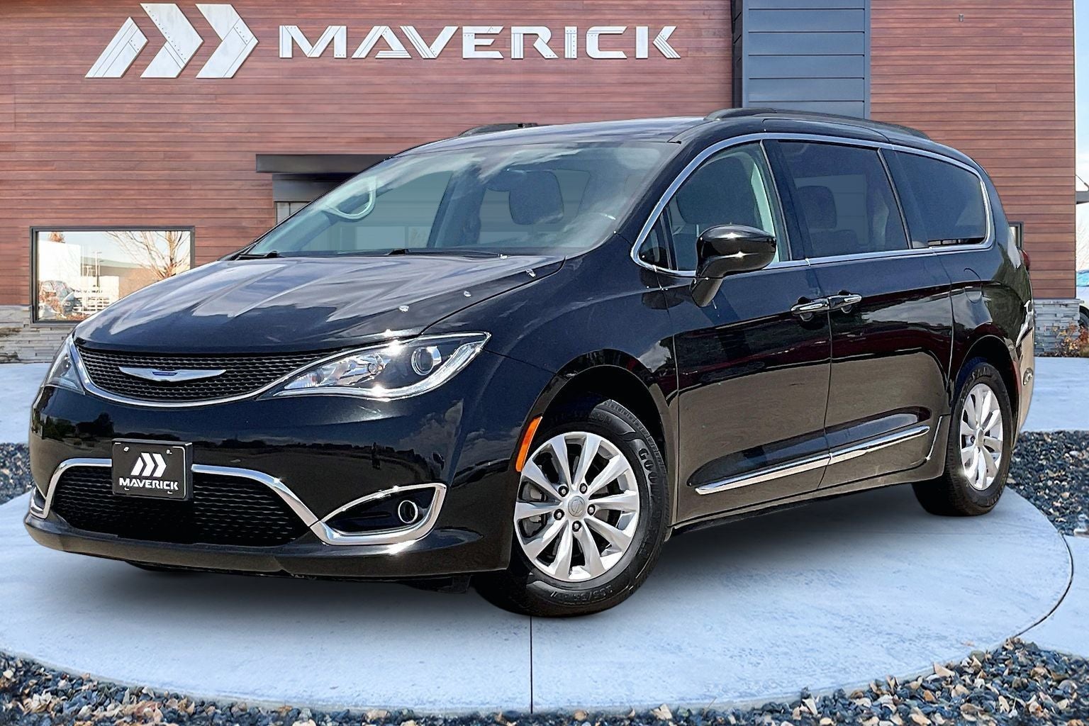 2017 Chrysler Pacifica Touring L