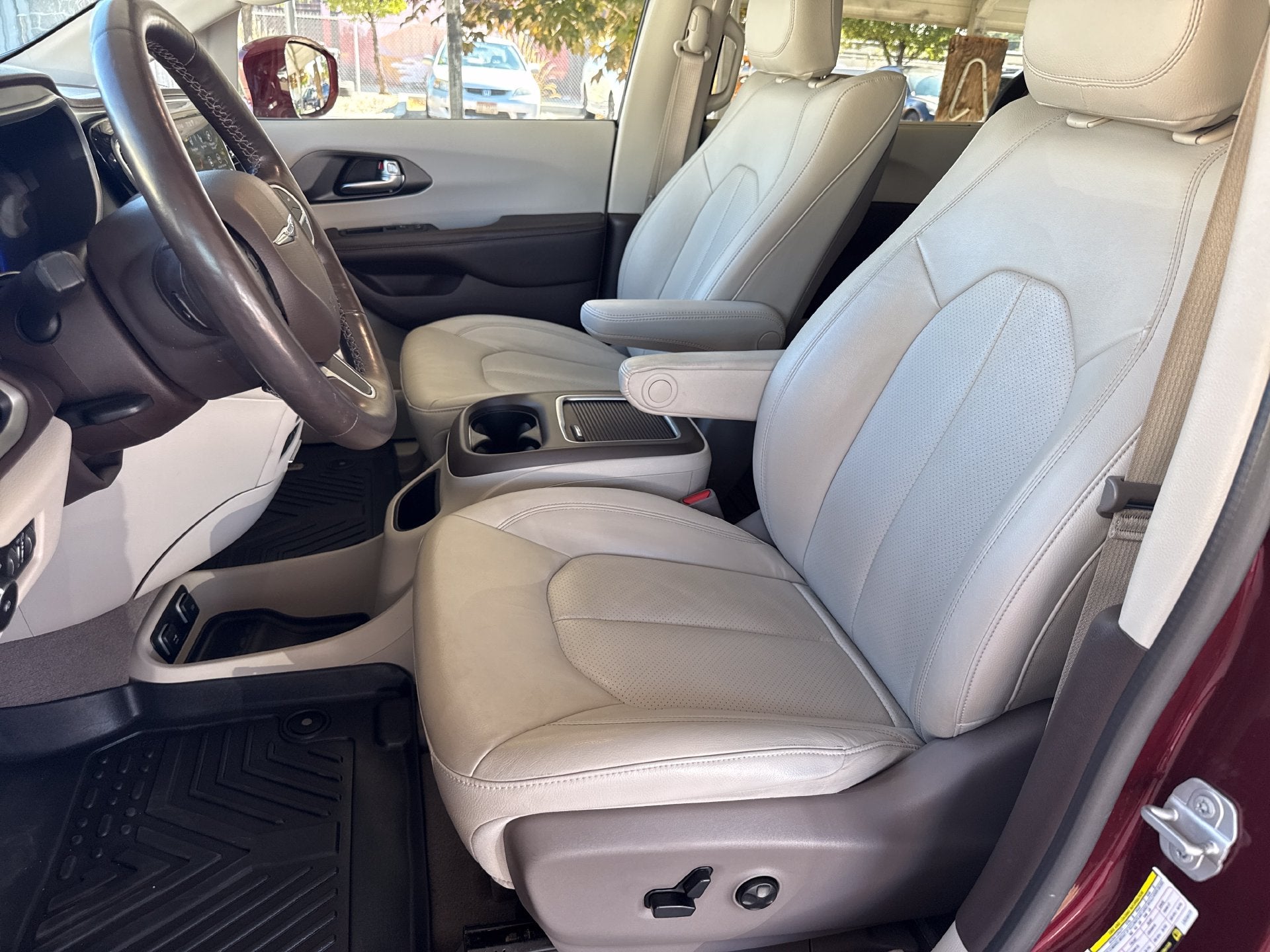2020 Chrysler Pacifica Touring L Plus