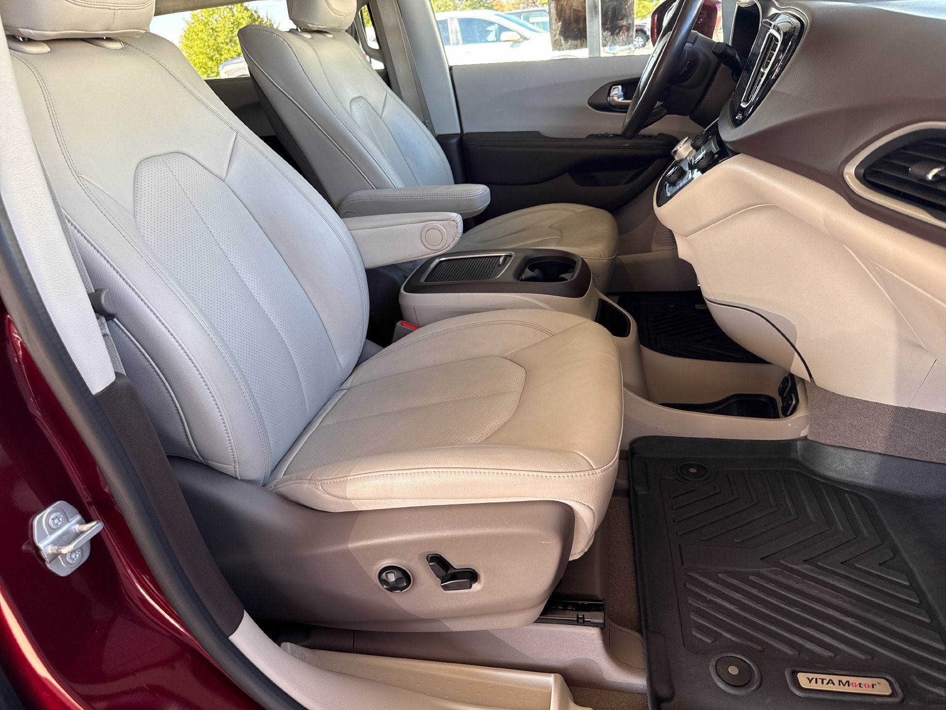 2020 Chrysler Pacifica Touring L Plus