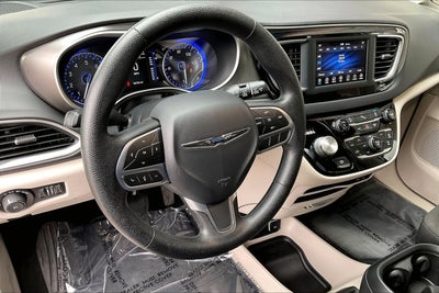 2020 Chrysler Pacifica Touring