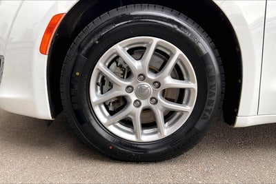 2020 Chrysler Pacifica Touring