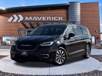 2024 Chrysler Pacifica Hybrid Select