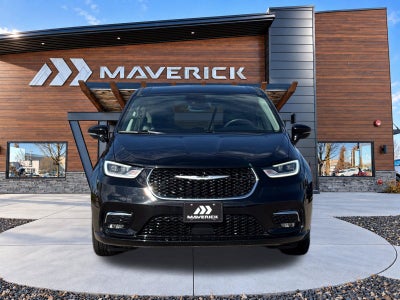 2024 Chrysler Pacifica Hybrid Select