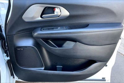 2022 Chrysler Pacifica Limited
